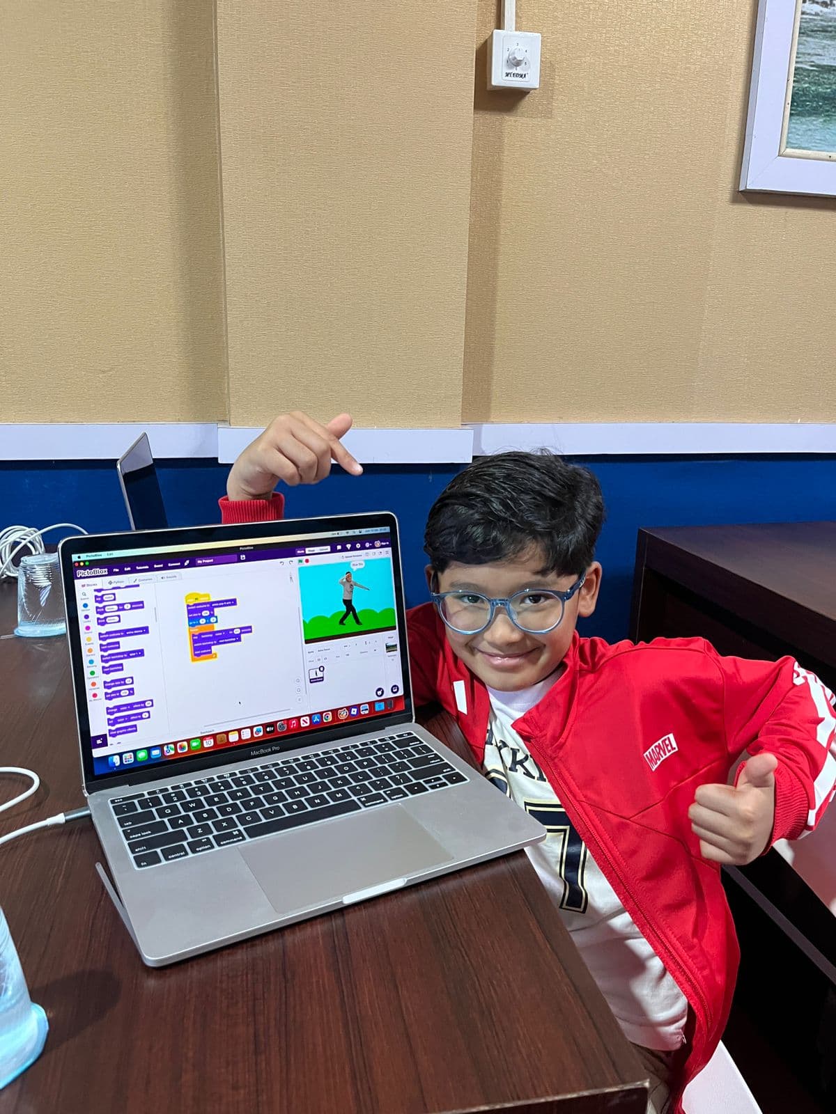 Contoh karya Coding & AI